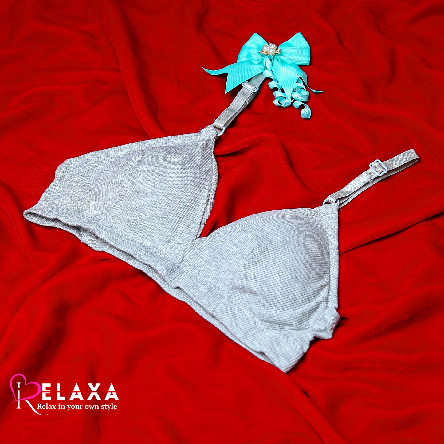 Teeny Hookless bra